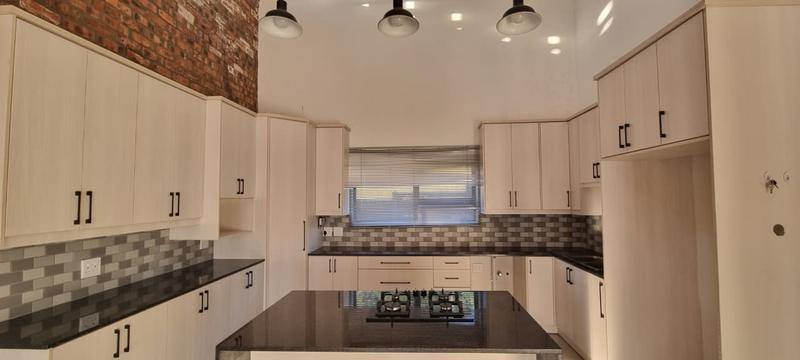 3 Bedroom Property for Sale in Dana Bay Western Cape